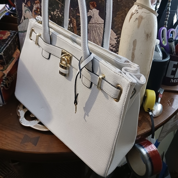 Dasein👜Leather Satchel Bag Gold Hardware,Leather Bag,Lock & 🔑 - Picture 7 of 16